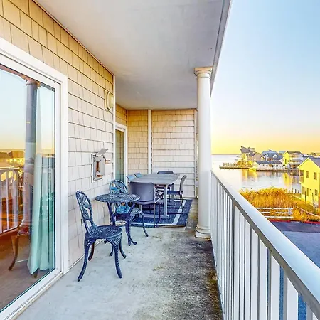 Captiva Bay 202